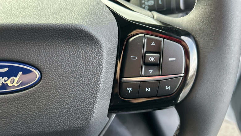 Ford Transit Courier E-Transit Courier 100kW 43kWh Trend Van Auto